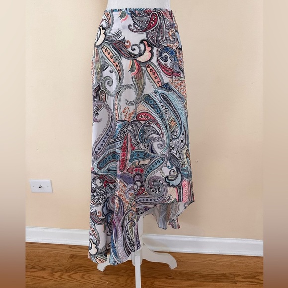 Robert Graham SIVAN SKIRT - Picture 7 of 10